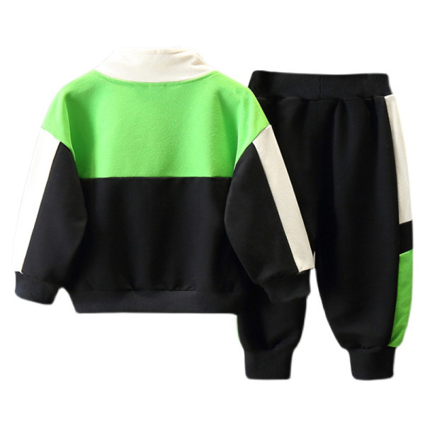 Παιδικό σετ από δύο μέρη σε πράσινο χρώμα