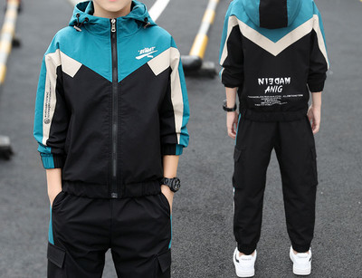 Novi model dječjeg kompleta iz dva dijela - za dječake