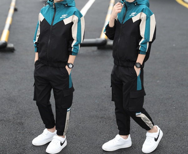 Novi model dječjeg kompleta iz dva dijela - za dječake