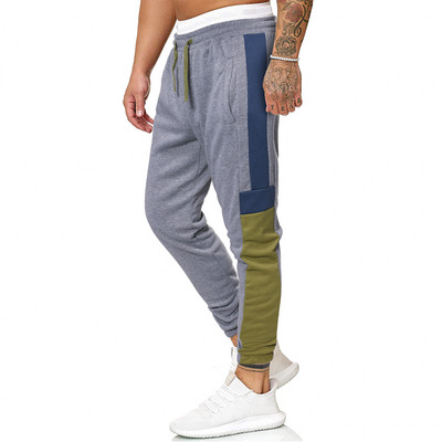 Sportski model muških hlača na vezanje