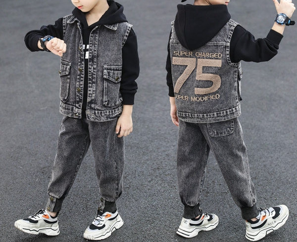 Νέο μοντέλο παιδικό σετ από δύο μέρη σε δύο χρώματα