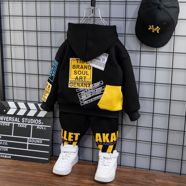 Άνοιξη-φθινόπωρο σετ με επιγραφές για αγόρι