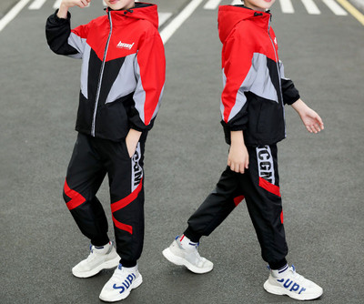 Dječji sportski set s natpisima za dječake