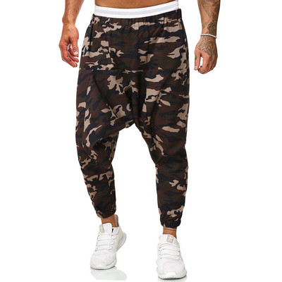 Vyriškos kelnės su kamufliažiniu dešiniuoju plataus modelio