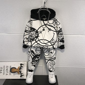 Bērnu krāsu komplekts zēniem ar kapuci augšpusē