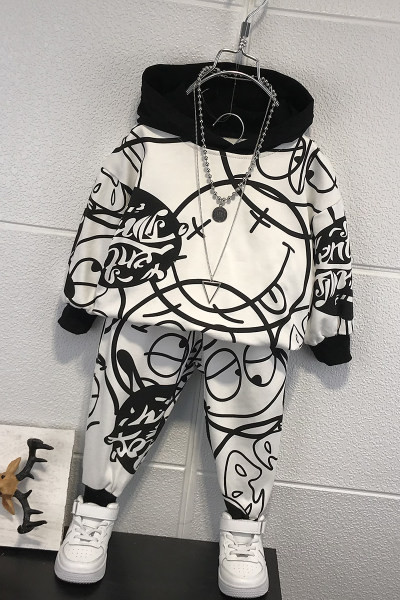 Bērnu krāsu komplekts zēniem ar kapuci augšpusē