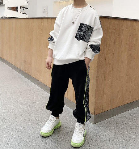 Σπορ και καθημερινά παιδικά σετ από δύο μέρη