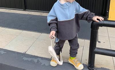 Παιδικό καθημερινό σετ  με φερμουάρ - για αγόρια