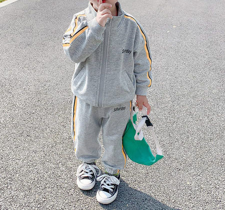 Παιδικό καθημερινό σετ με επιγραφή για αγόρια