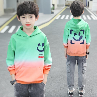 Καθημερινά σετ  σε τρία χρώματα με κουκούλα