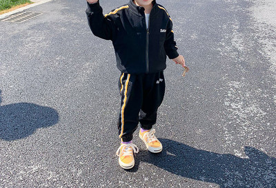 Παιδικό σετ με φερμουάρ για αγόρια