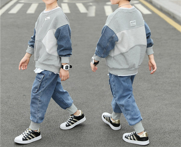 Παιδικό σετ τζιν και μπλούζα με μακριά μανίκια