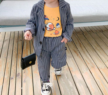 Модерен детски раиран костюм за момчета
