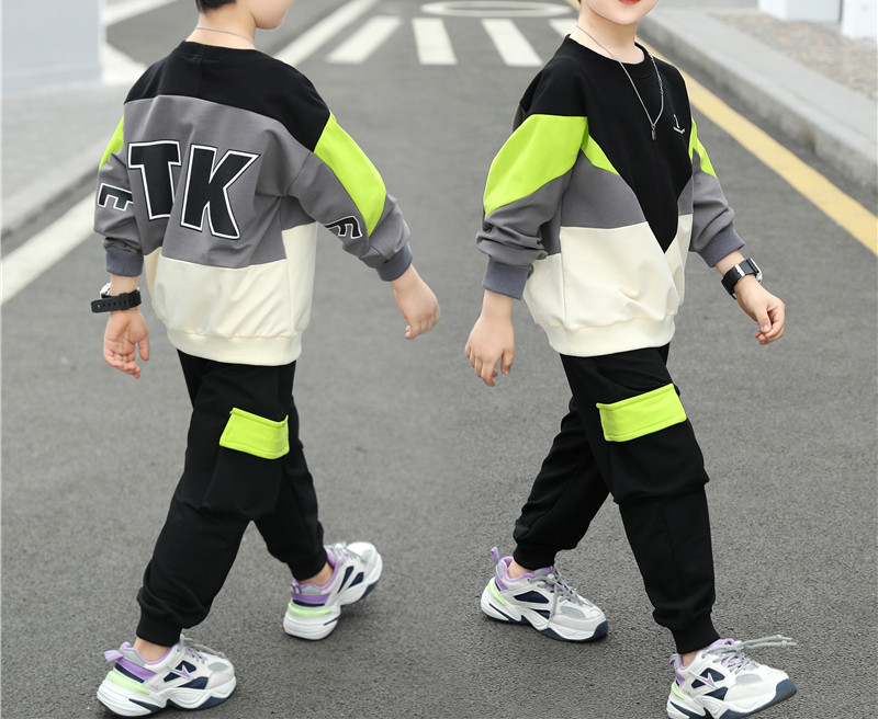 Καθημερινά παιδικά σετ για αγόρια