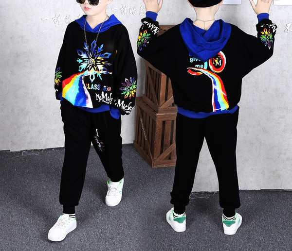 Καθημερινό σετ - φούτερ και παντελόνι με χρώμα απλικέ