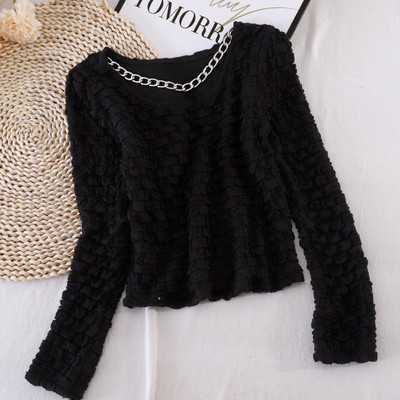 Γυναικεία μπλούζα με μακριά μανίκια και μεταλλική αλυσίδα