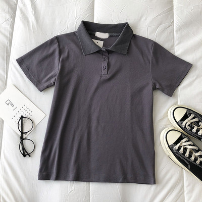 Γυναικείο μπλουζάκι με κουμπιά και κλασικό κολάρο