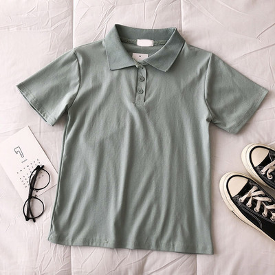 Γυναικείο μπλουζάκι με κουμπιά και κλασικό κολάρο