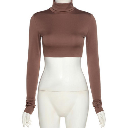 Μοντέρνα κοντή μπλούζα με κολάρο