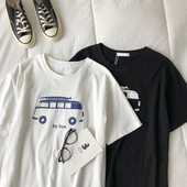 Casual μπλουζάκι με απλικέ και κοντά μανίκια