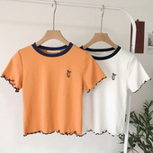 Γυναικείο καλοκαιρινό μπλουζάκι με κοντά μανίκια και κεντήματα