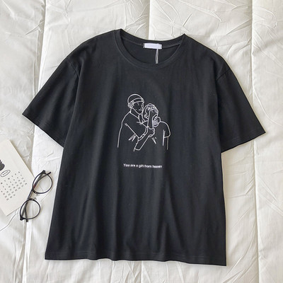 Ženska majica s ovalnim izrezom i kratkim rukavima