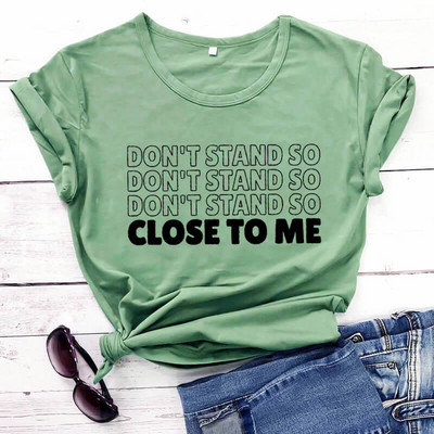 Γυναικείο μπλουζάκι με απλικέ και κοντό μανίκι