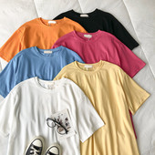 Ženska majica jednobojnog kroja s ovalnim izrezom