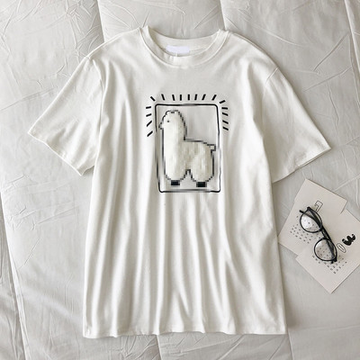 Νέο μοντέλο t-shirt με απλικέ και οβάλ λαιμόκοψη