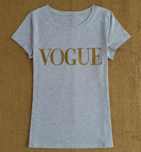 Μοντέρνο μπλουζάκι με χρυσή επιγραφή