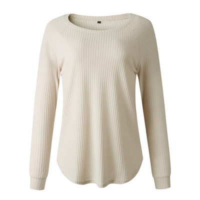 Ženska ležerna bluza s ovalnim izrezom primjerena za proljeće