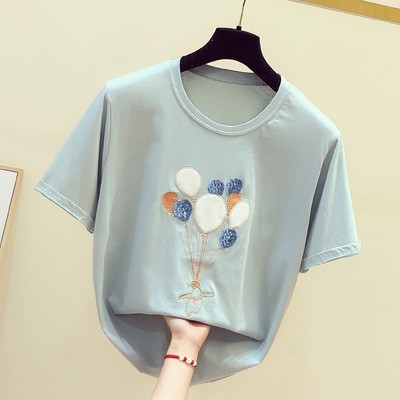 Μοντέρνο γυναικείο μπλουζάκι με κέντημα μπαλονιού και πούλιες