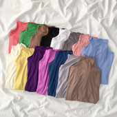 Sieviešu blūzes vienkāršs modelis ar augstu apkakli