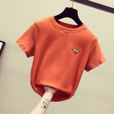 Γυναικείο μπλουζάκι μονοχρώματο με κοντά μανίκια και κεντήματα