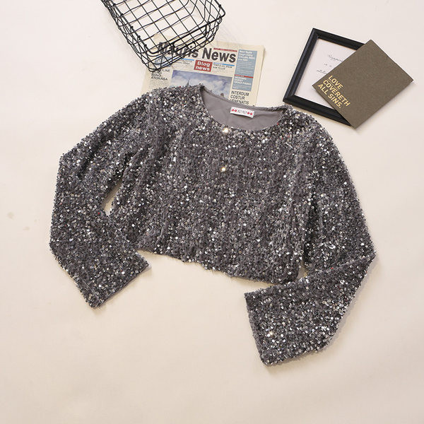 Jauna modeļa sieviešu blūze ar fliteriem un garām piedurknēm