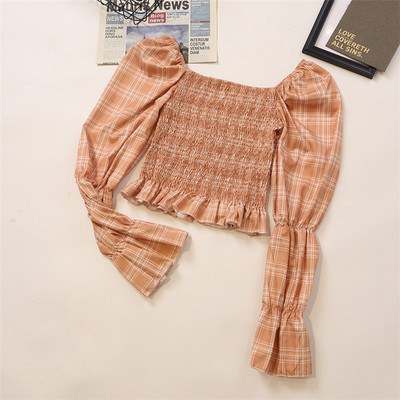 Καρό μπλούζα με τετράγωνο ντεκολτέ και μακριά μανίκια