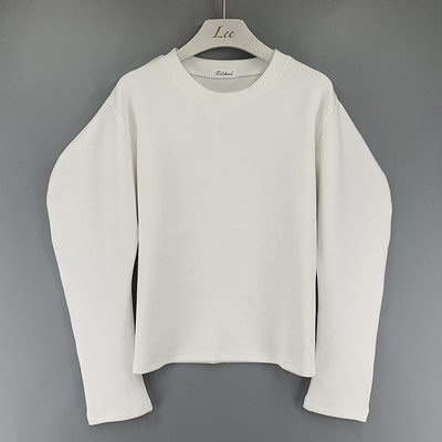 Γυναικεία μπλούζα κλασικό μοντέλο με οβάλ ντεκολτέ