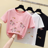 Γυναικείο μπλουζάκι με κεντήματα και κοντά μανίκια