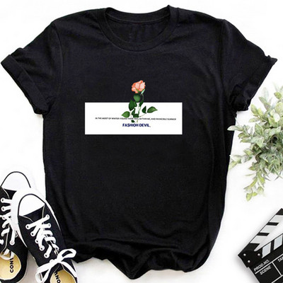 Γυναικείο μπλουζάκι νέο μοντέλο με κοντά μανίκια σε διαφορετικά μεγέθη με εκτυπώσεις