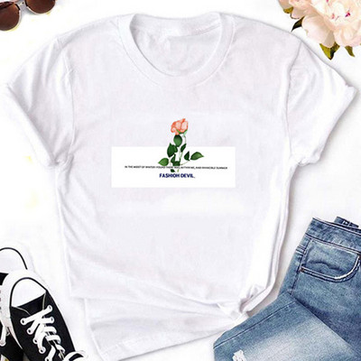 Γυναικείο μπλουζάκι νέο μοντέλο με κοντά μανίκια σε διαφορετικά μεγέθη με εκτυπώσεις