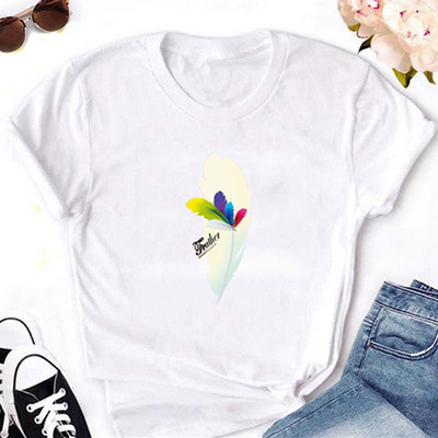 Γυναικείο μπλουζάκι νέο μοντέλο με κοντά μανίκια σε διαφορετικά μεγέθη με εκτυπώσεις