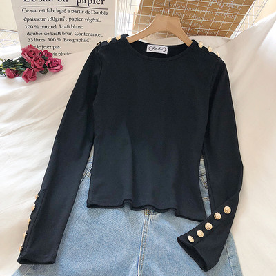 Γυναικεία μπλούζα με κουμπιά και στρογγυλή λαιμόκοψη