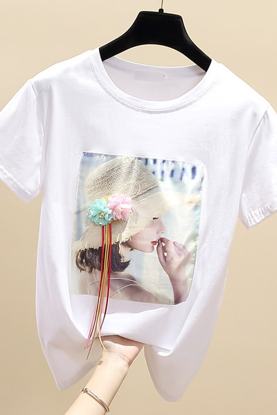 Ženska majica s aplikacijom i 3D cvjetovima