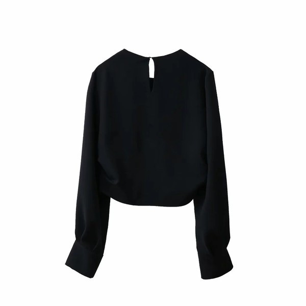 Ženska asimetrična bluza dugih rukava u crnoj boji