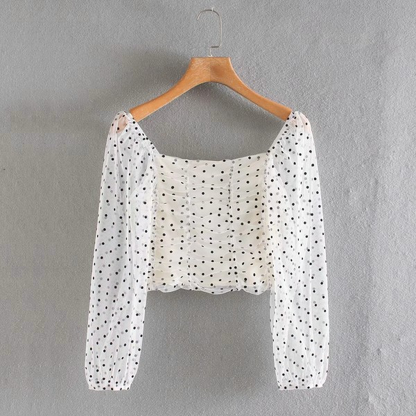 Γυναικεία μπλούζα με τετράγωνο ντεκολτέ και μανίκια