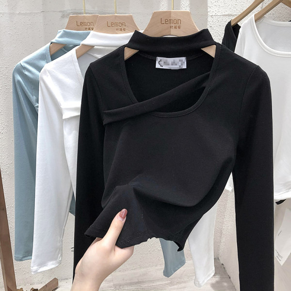 Καθημρινή  γυναικεία μπλούζα με κομμένο κομμάτι