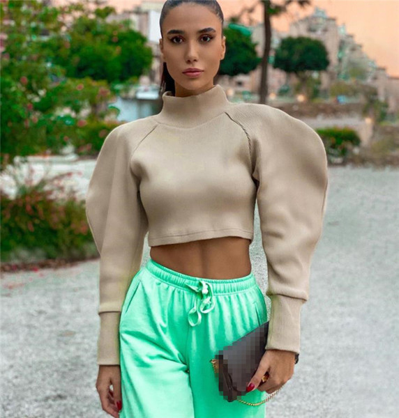 Γυναικεία μπλούζα με μπεζ μανίκι σε μπεζ χρώμα