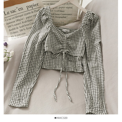 Γυναικεία μπλούζα καρό με κορδόνια και τετράγωνο ντεκολτέ