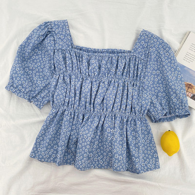 Novi model ženske bluze sa cvjetnim uzorkom i četvrtastim izrezom