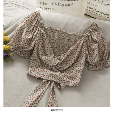 Ženska kratka majica s vezicama i širokim rukavima